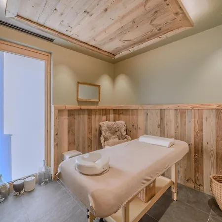 Apartment In Near Slopes